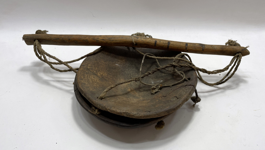 TAMAMI AHŞAPTAN MAMUL ÇOK NADİR TERAZİ