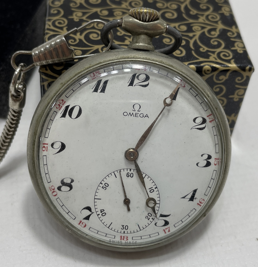 TEPEDEN KURMALI ANTİKA OMEGA MARKA CEP SAATİ