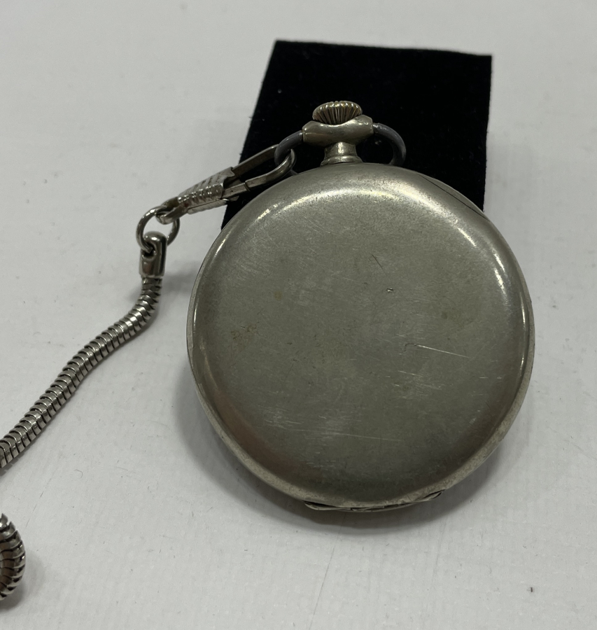 TEPEDEN KURMALI ANTİKA OMEGA MARKA CEP SAATİ