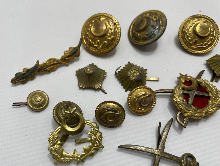 ANTİKA SUBAY BRÖVE ROZET VE KOKART LOTU
