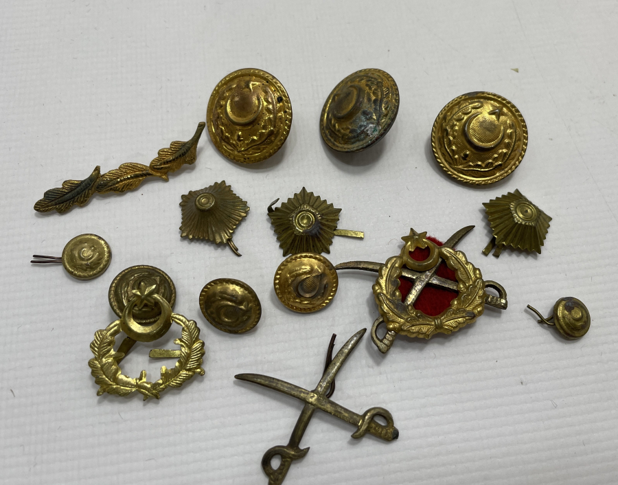 ANTİKA SUBAY BRÖVE ROZET VE KOKART LOTU