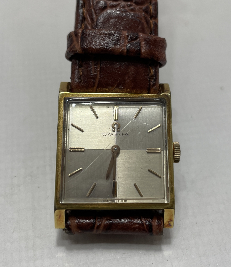 OMEGA MARKA ALTIN KAPLAMA KURMALI KOL SAATİ