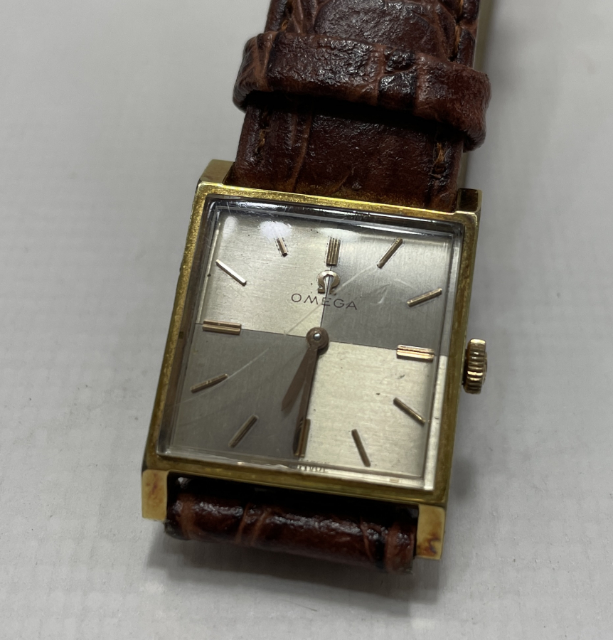 OMEGA MARKA ALTIN KAPLAMA KURMALI KOL SAATİ