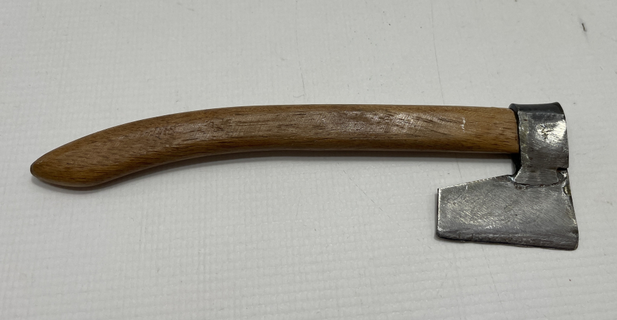 TAMAMI EL DÖVME TEBER FORMUNDA ŞEKER KIRMA BALTASI