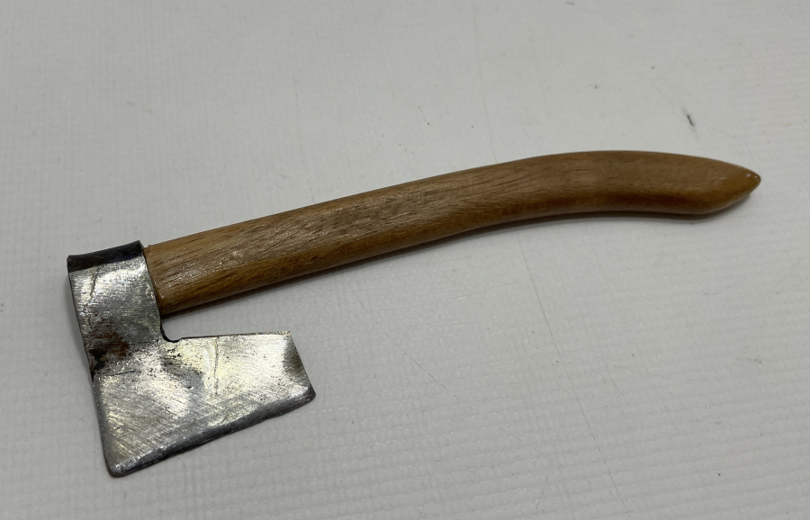 TAMAMI EL DÖVME TEBER FORMUNDA ŞEKER KIRMA BALTASI