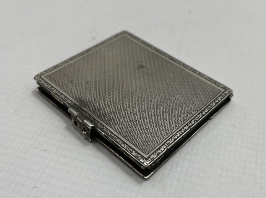 ÜZERİ AZNAVUR İŞÇİLİKLİ 1900 BAŞLARI FRANSIZ 3 LÜ FOTOĞRAFLIK