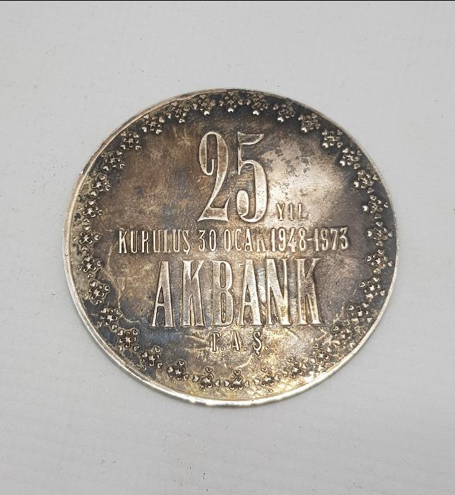 1973 AKBANK'IN KURULUŞUNUN 25. YILI DEV BOY GÜMÜŞ MADALYON 