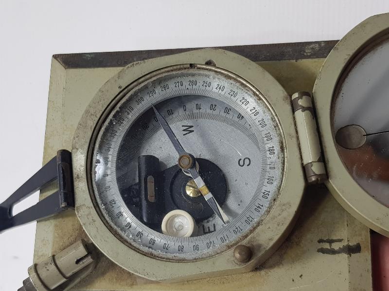 2. DÜNYA SAVAŞI DÖNEMİ ALMAN YAPIMI ASKERİ PUSULA