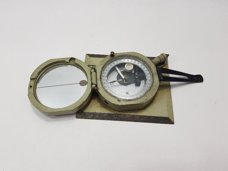 2. DÜNYA SAVAŞI DÖNEMİ ALMAN YAPIMI ASKERİ PUSULA