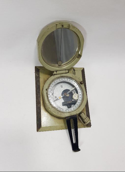 2. DÜNYA SAVAŞI DÖNEMİ ALMAN YAPIMI ASKERİ PUSULA