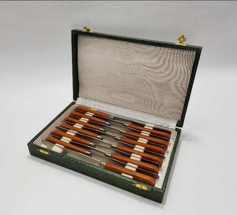 KUTUSUNDA KATALİN BIÇAK TAKIMI 