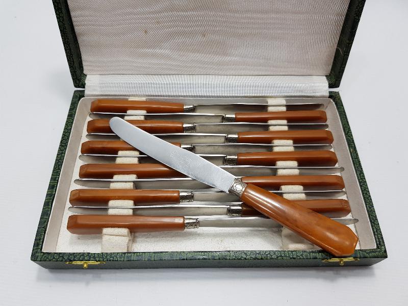 KUTUSUNDA KATALİN BIÇAK TAKIMI 