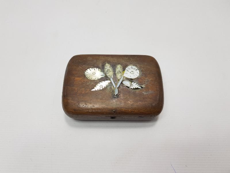 OSMANLI DÖNEMİ SEDEF İŞLEMELİ AHŞAP TABAKA 