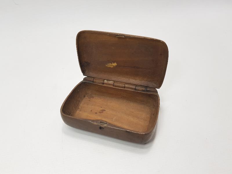 OSMANLI DÖNEMİ SEDEF İŞLEMELİ AHŞAP TABAKA 