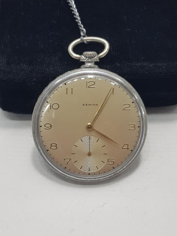 ÇİL KONDÜSYONDA ZENITH CEP SAATİ 