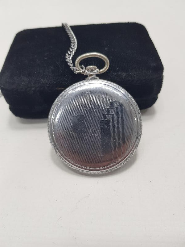 ÇİL KONDÜSYONDA ZENITH CEP SAATİ 