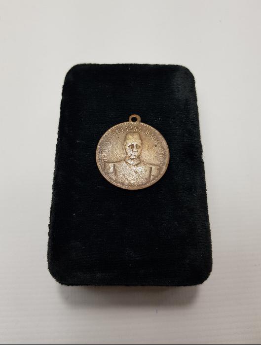 SULTAN MEHMED REŞAD GÖRSELLİ MEŞRUTİYET MADALYASI 