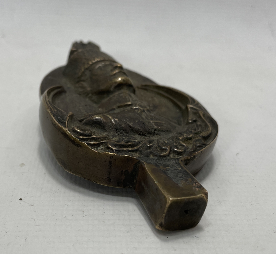 MUSTAFA KEMAL ATATÜRK’ÜN MAREŞALLİĞE YÜKSELDİĞİ SAKARYA MEYDAN SAVAŞI SONRASI YAPTIRILAN ÇOK NADİR MASA ÜSTÜ OBJESİ 