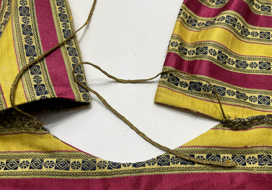 OSMANLI DÖNEMİ HEREKE YAPIMI BEY İŞİ ÇOCUK KIYAFETİ TAKIMI