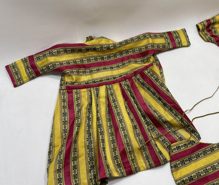 OSMANLI DÖNEMİ HEREKE YAPIMI BEY İŞİ ÇOCUK KIYAFETİ TAKIMI