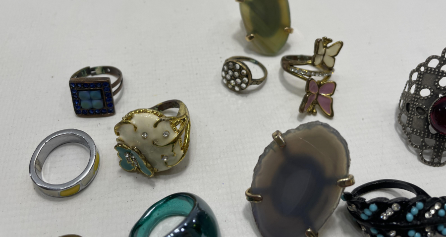 15 ADET ANTİKA BİJUTERİ YÜZÜK LOTU