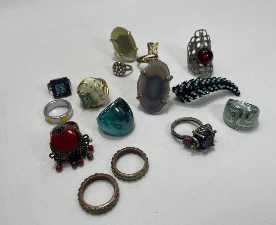 15 ADET ANTİKA BİJUTERİ YÜZÜK LOTU