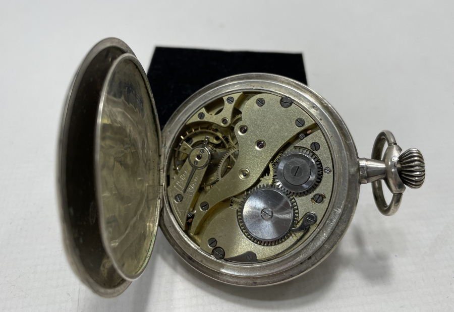 1900 BAŞLARI AVCI KASA GÜMÜŞ CEP SAATİ