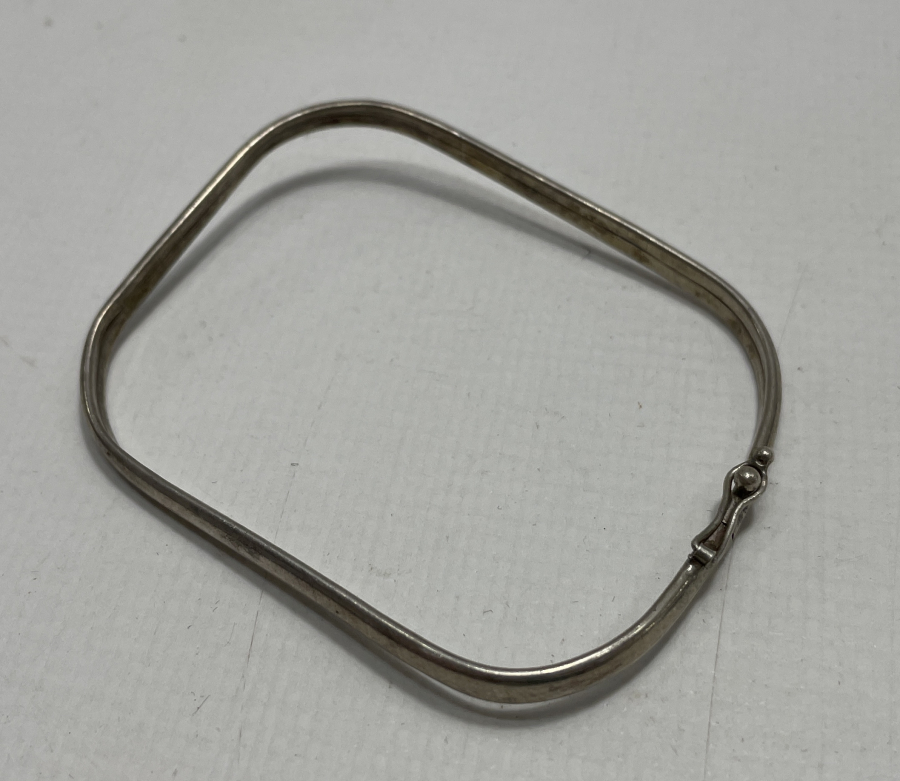 KÖŞELİ GÜMÜŞ BİLEKLİK