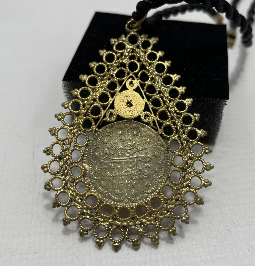 OSMANLI DÖNEMİ GÜMÜŞ ÜZERİ ALTIN VERMEYLİ NADİR ARMUDİ KOLYE