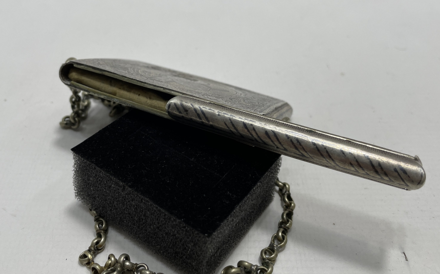 OSMANLI DÖNEMİ İÇİNDE DUASI İLE BERABER SAVATLI VE GÜMÜŞTEN MAMUL KUVVACI - ASKER HAMAYILI