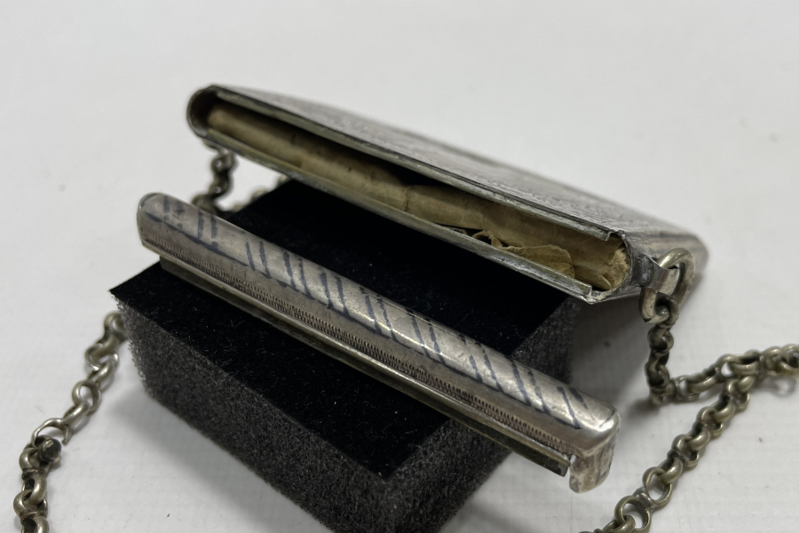 OSMANLI DÖNEMİ İÇİNDE DUASI İLE BERABER SAVATLI VE GÜMÜŞTEN MAMUL KUVVACI - ASKER HAMAYILI