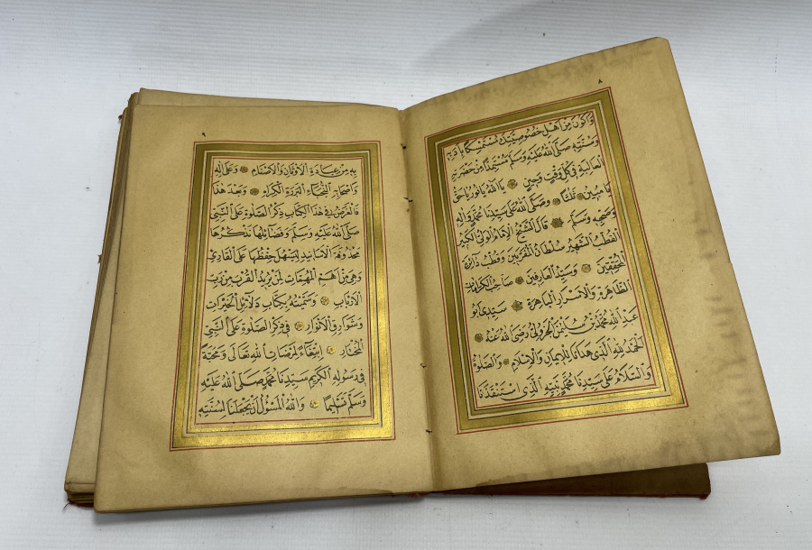 OSMANLI DÖNEMİ TAMAMI ALTIN VARAKLI MEKKE VE MEDİNE GÖRSELLERİ BULUNAN DELAİL-İ HAYRAT