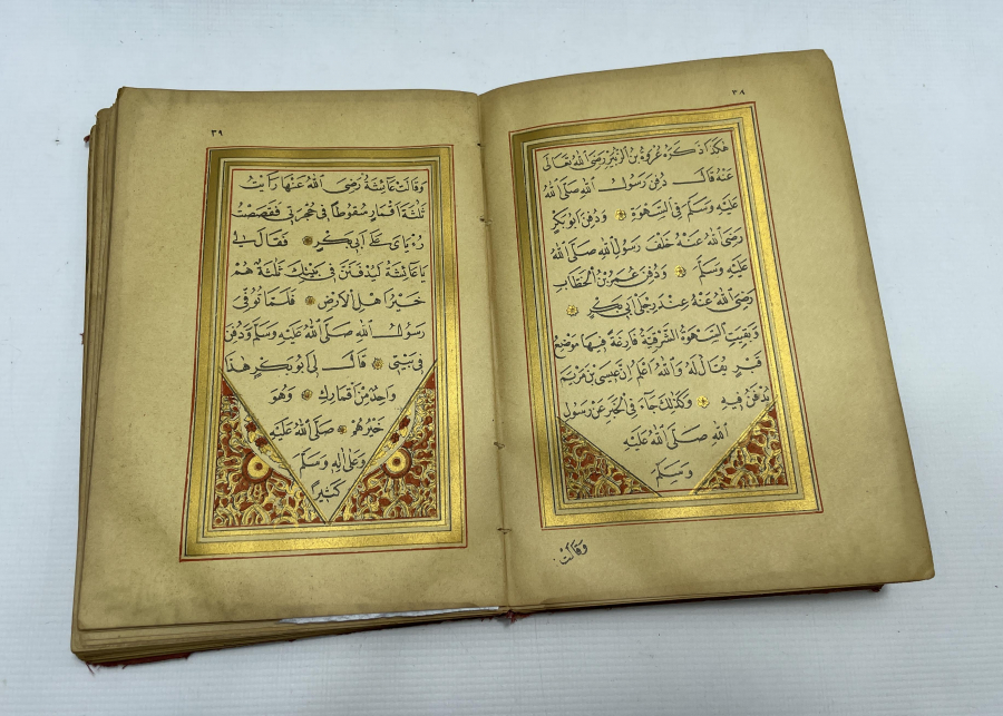 OSMANLI DÖNEMİ TAMAMI ALTIN VARAKLI MEKKE VE MEDİNE GÖRSELLERİ BULUNAN DELAİL-İ HAYRAT