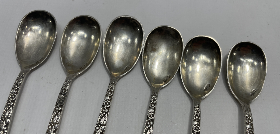 ÜZERİ KABARTMA İŞÇİLİKLİ ÇAY KAŞIĞI LOTU