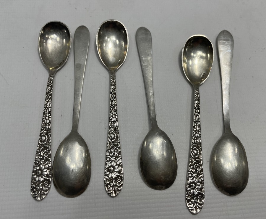 ÜZERİ KABARTMA İŞÇİLİKLİ ÇAY KAŞIĞI LOTU