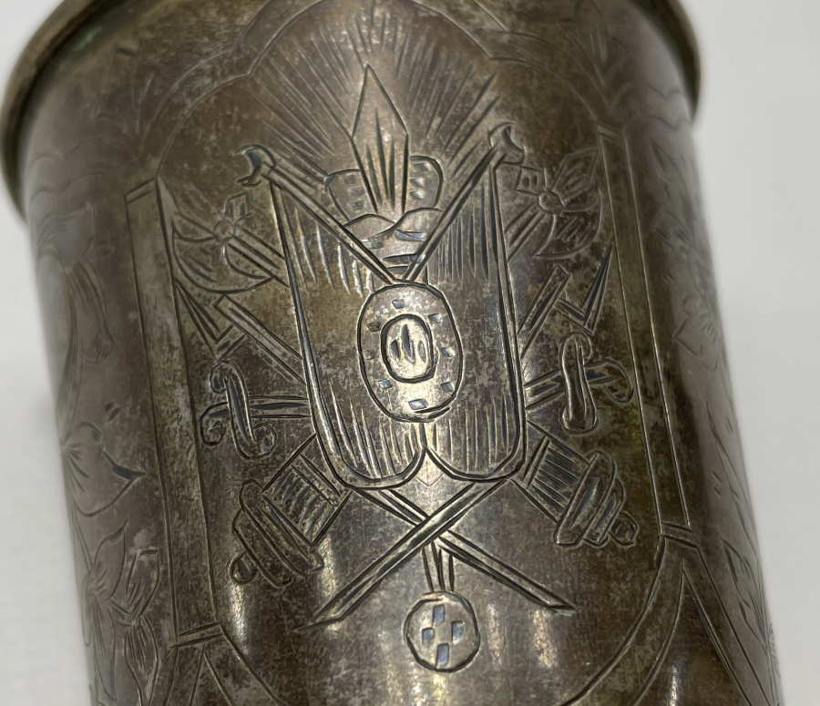 ÜZERİNDE OSMANLI DEVLET ARMASI BULUNAN OSMANLI DÖNEMİ TUĞRALI GÜMÜŞ SU BARDAĞI