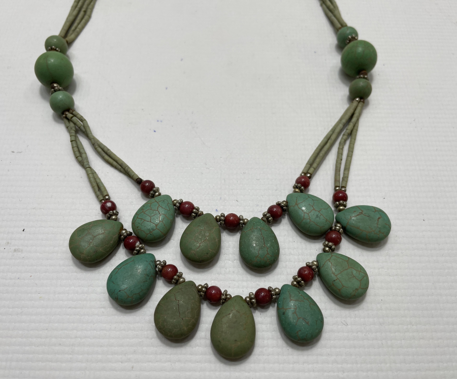 TAMAMI DOĞAL TAŞ ANTİKA KOLYE