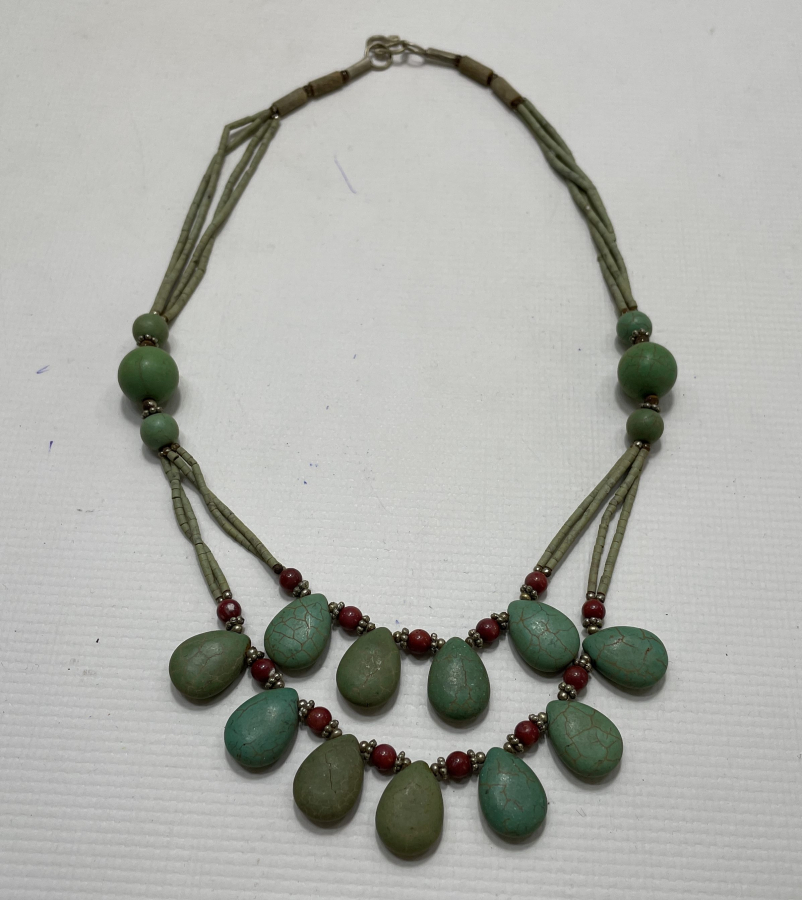 TAMAMI DOĞAL TAŞ ANTİKA KOLYE