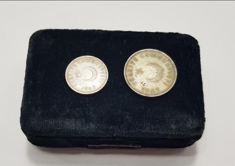 1947 TARİHLİ GÜMÜŞ 50 KURUŞ VE 1 LİRA