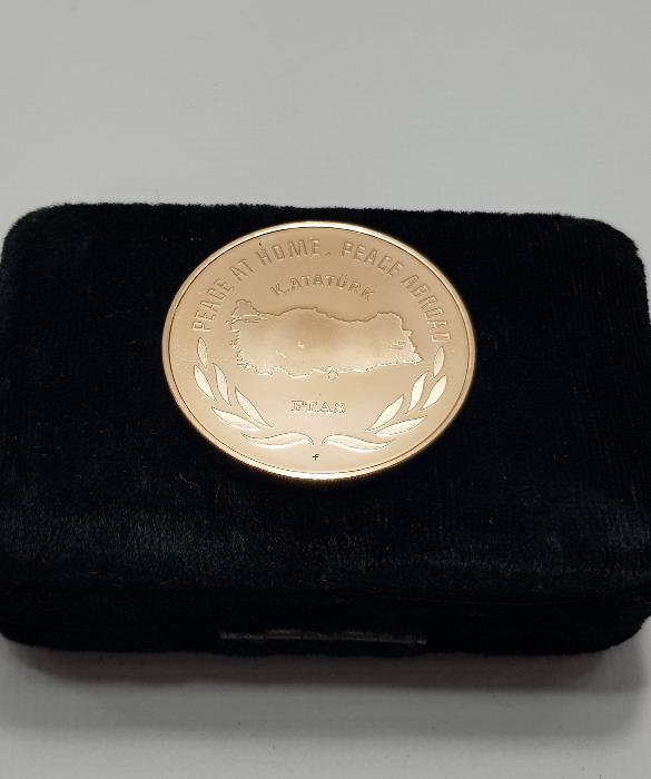 1973 ATATÜRK YURTTA SULH CİHANDA SULH MADALYON 