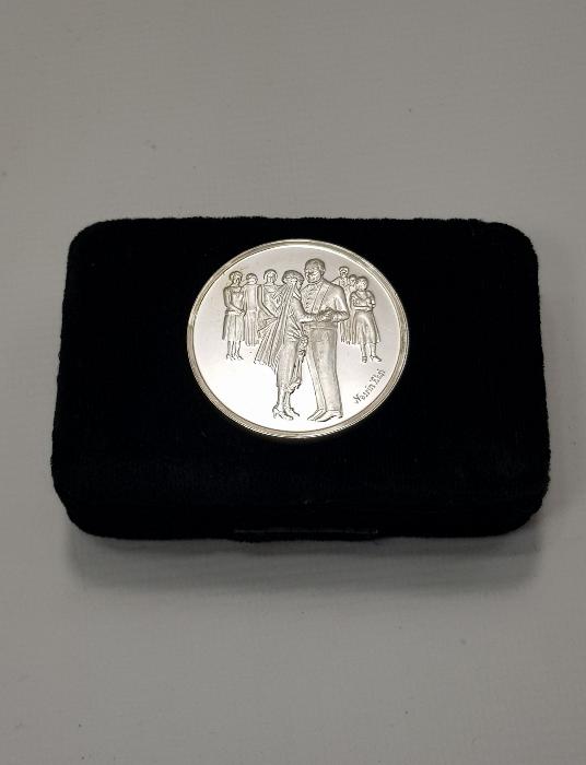 1998 CUMHURİYET VE KADIN TEMALI 3.000.000 TL GÜMÜŞ HATIRA PARA