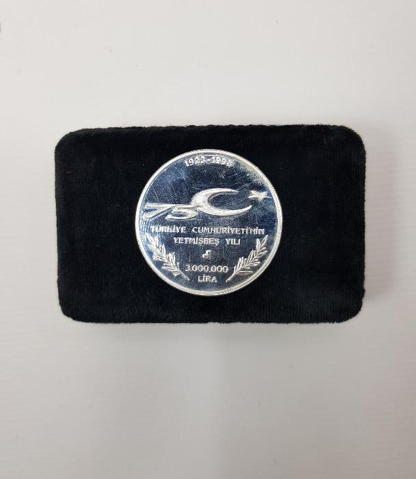 1998 CUMHURİYET VE KADIN TEMALI 3.000.000 TL GÜMÜŞ HATIRA PARA