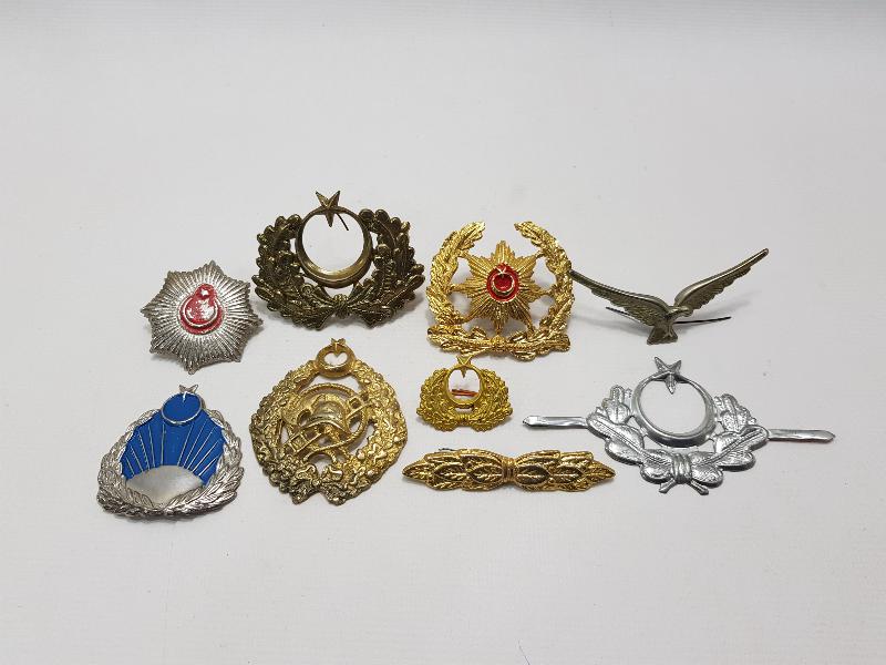 9 ADET BRÖVE, ARMA VE ROZET 