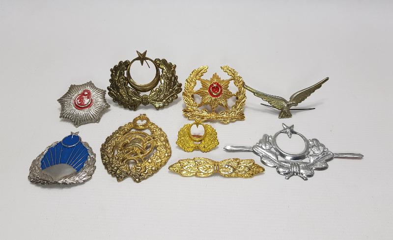 9 ADET BRÖVE, ARMA VE ROZET 