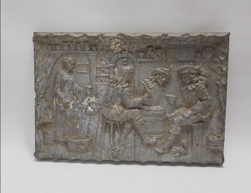 AVRUPA YAPIMI BARDA TAKILANLAR TEMALI METAL RÖLYEF 