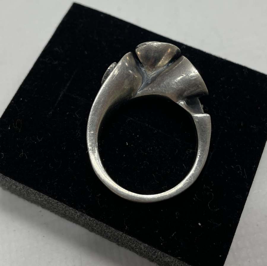 GÜMÜŞ BAYAN YÜZÜĞÜ