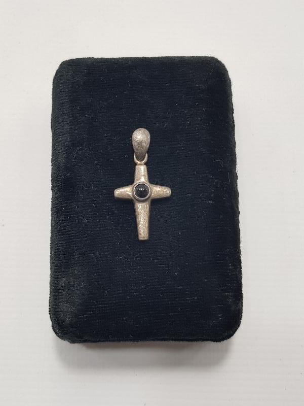 GÜMÜŞ HAÇ KOLYE UCU 