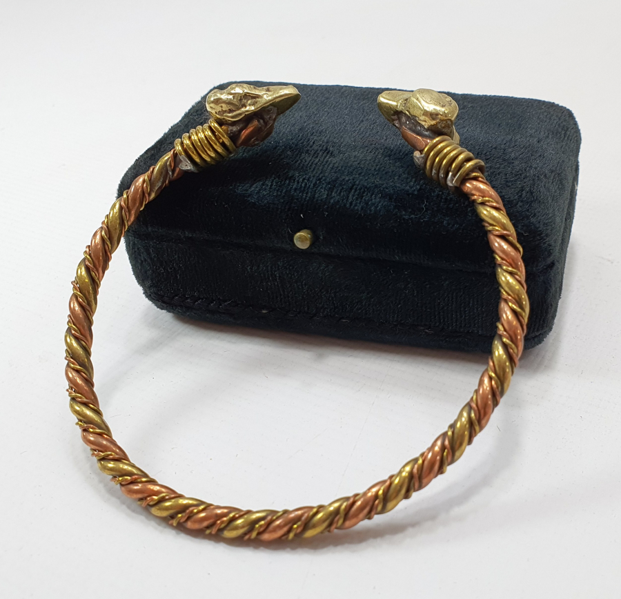 KOÇ BAŞI FİGÜRLÜ ANTİKA YEL BİLEZİĞİ