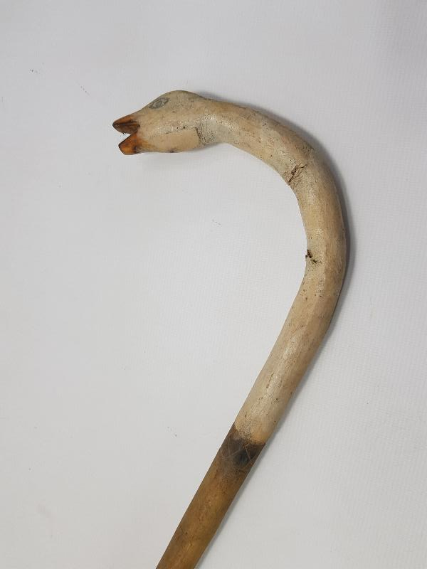 LEYLEK BAŞI SAPLI AHŞAP BASTON 