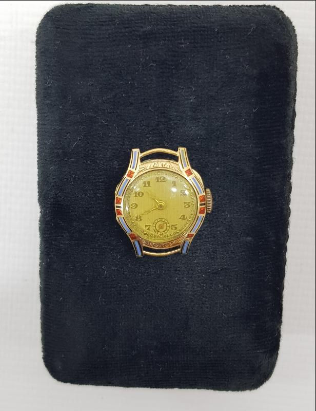 MİNELİ ALTIN KOL SAATİ 